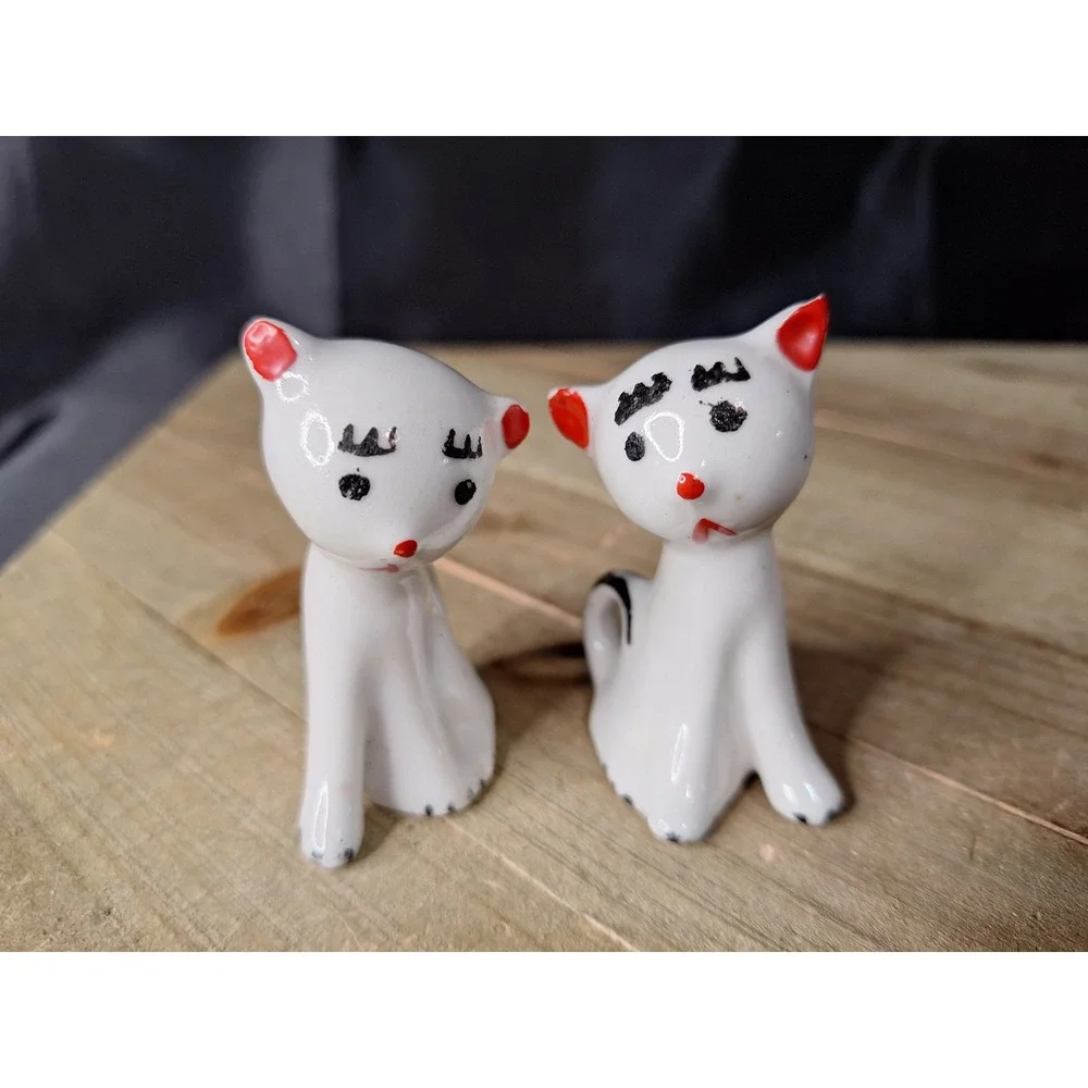 Vintage Ceramic Cat Salt and Pepper Shakers White Red Black Mid Century Kitsch
